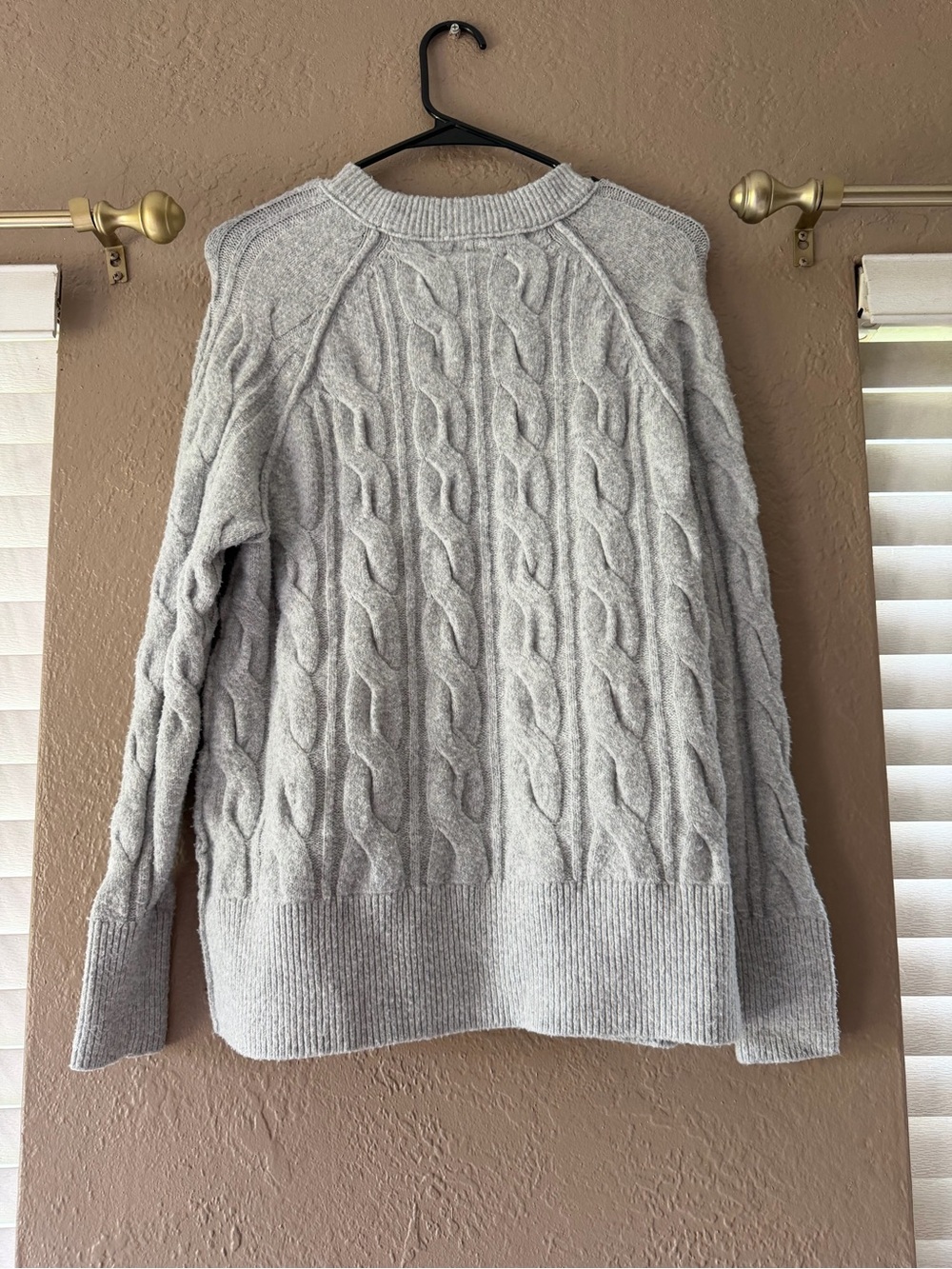 Aerie Cable Knit Womens  Sweater - Light Gray